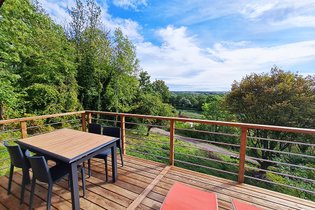 Cabane sur pilotis Jura