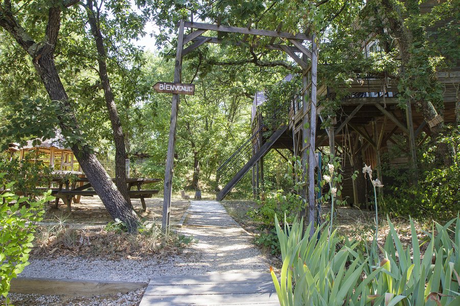 Hébergement AbracadaRoom : La cabane des Ecureuils Amoureux - Image 1