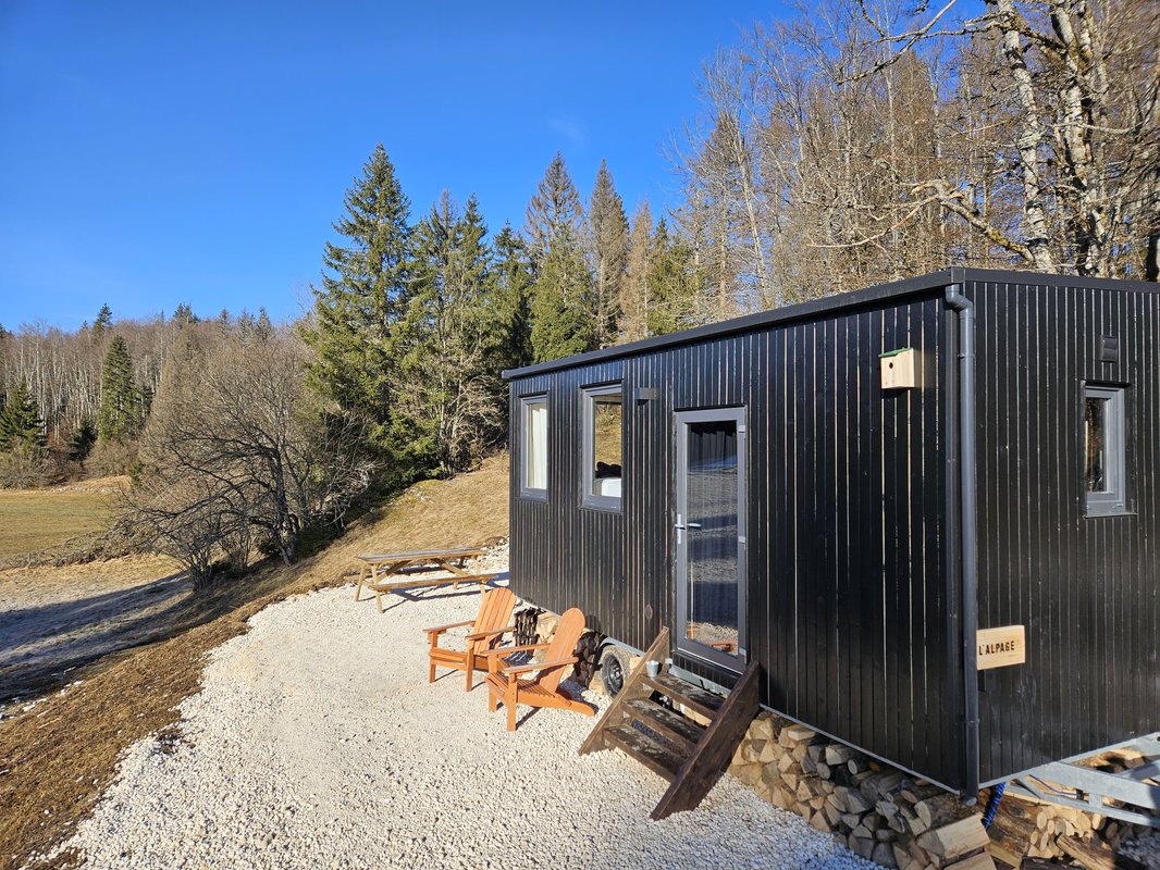 Tiny House L'Alpage | Dans les montagnes du Jura à Les Bouchoux (1)