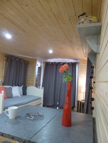 Hébergement AbracadaRoom : Roulotte de Charme - Image 13