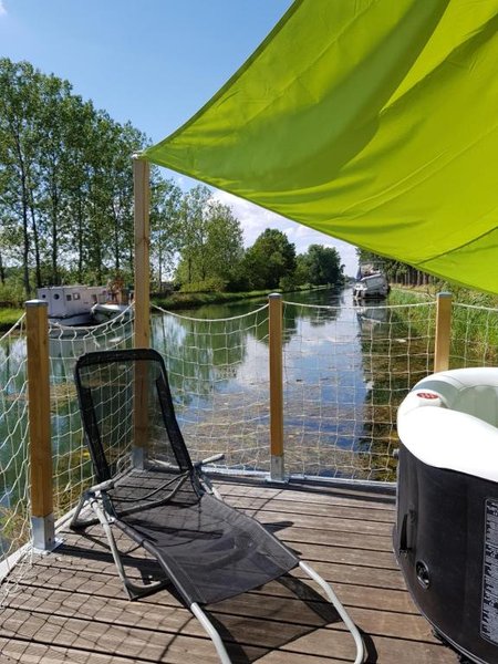 Hébergement AbracadaRoom : Le Cottage Flottant Insolite - Image 6