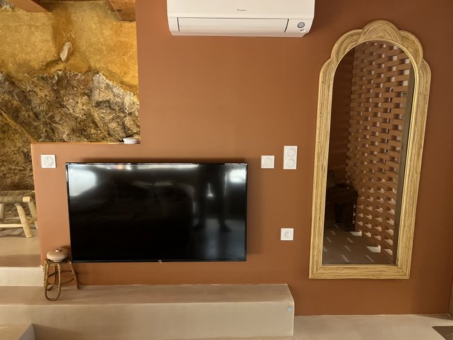 Hébergement AbracadaRoom : Escapade troglodyte à FITOU avec terrasse panoramique et parking privé - Image 32