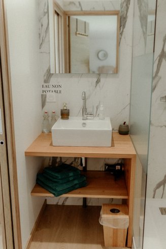 Hébergement AbracadaRoom : Cabane sur l'eau : L’Õthentique - Image 13