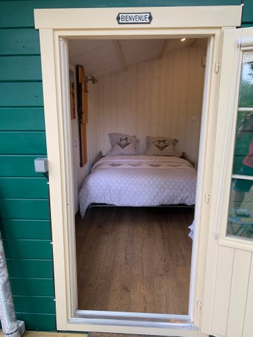 Hébergement AbracadaRoom : Chalet bord de seine & Spa - Image 11