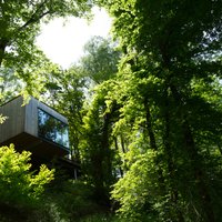 Les Cabanes de Salagnac.Christelle et Sébastien sont là pour vous accueillir et vous chouchouter durant votre séjour.