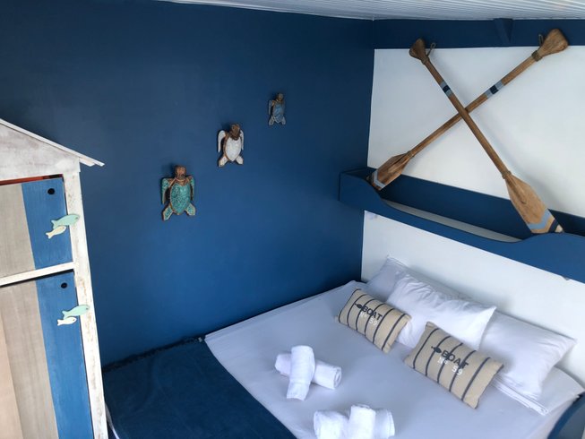 Hébergement AbracadaRoom : Aqua Lodge le Rêve flottant Les Saintes - Image 23