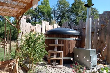 La maison "Sacquet" et son bain nordique à Saint Sulpice Les Feuilles (3)