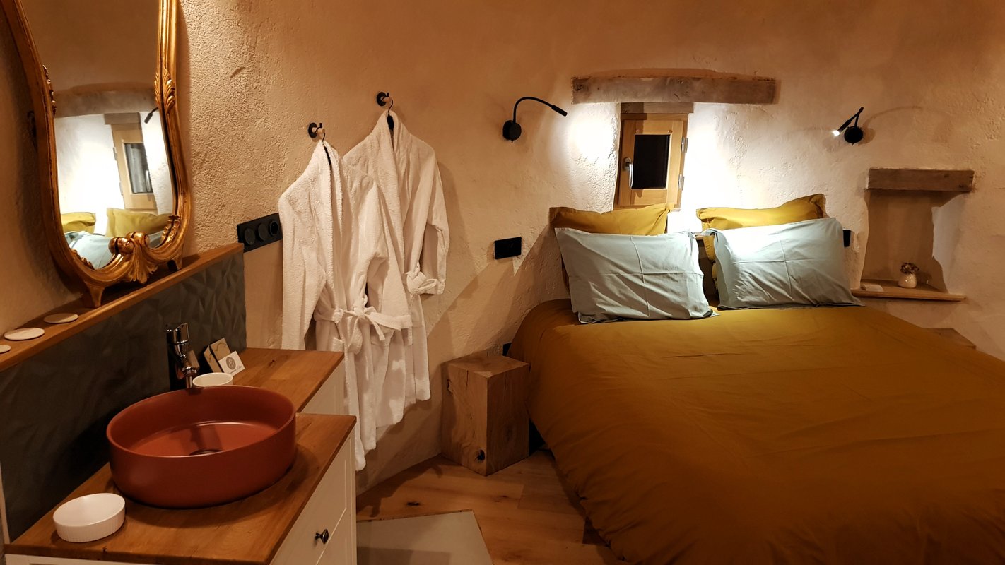 La Tour du Canet & Spa à Longessaigne (11)