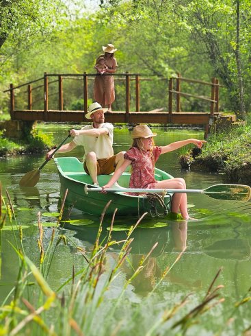 Hébergement AbracadaRoom : La Cabane du Pêcheur, chalet en A au bord d'un étang de pêche (découverte) à Sarlat - Image 14