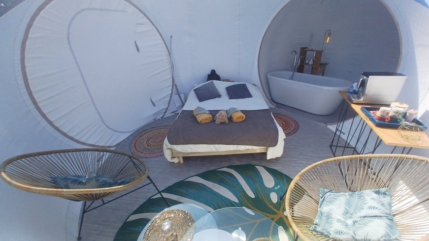 Hébergement AbracadaRoom : Bulle UMa avec planche dînatoire et petit-déjeuner - Image 5
