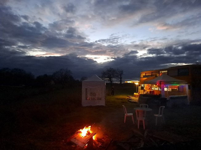 Hébergement AbracadaRoom : Le YeSlowBus en fête - Image 2