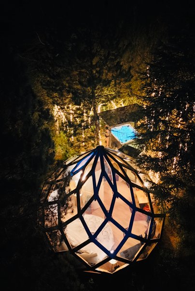 Hébergement AbracadaRoom : Zome haut-de-gamme & Spa - Image 3