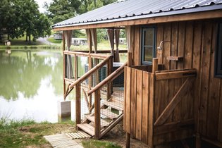 Cabane sur pilotis Gers