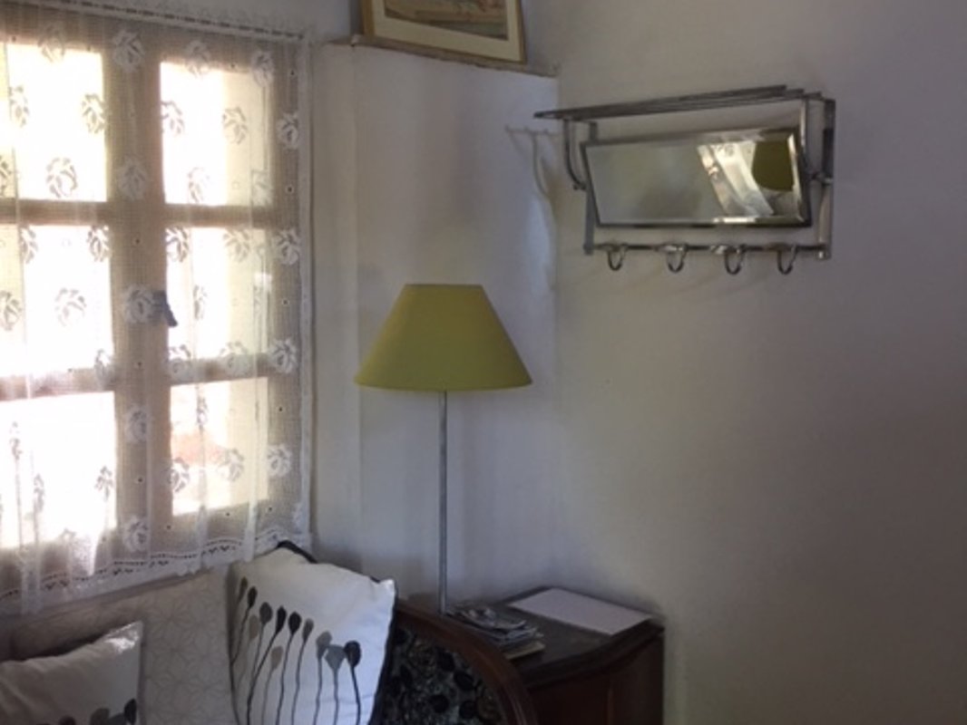 Joli cabanon avec vue sur Sainte Victoire à Fuveau (8)