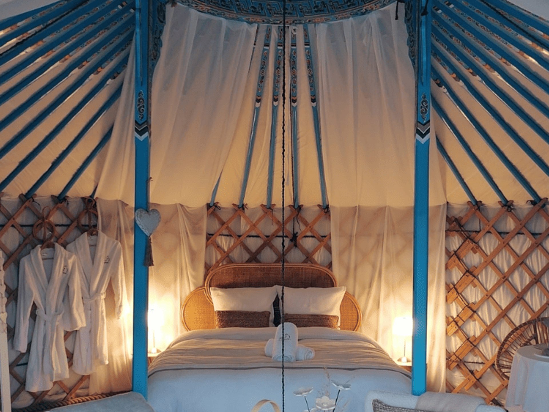 La Yourte  Moroodol et son bain nordique