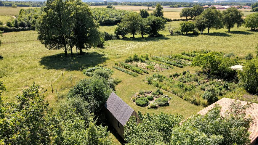 Hébergement AbracadaRoom : Un p'Tiny dans le jardin - Image 10