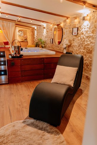Hébergement AbracadaRoom : Le Baldaquin § SPA § Sauna - Image 7