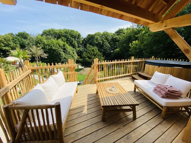 Hébergement AbracadaRoom : Le Repaire du dragon, château féérique avec SPA - Image 17