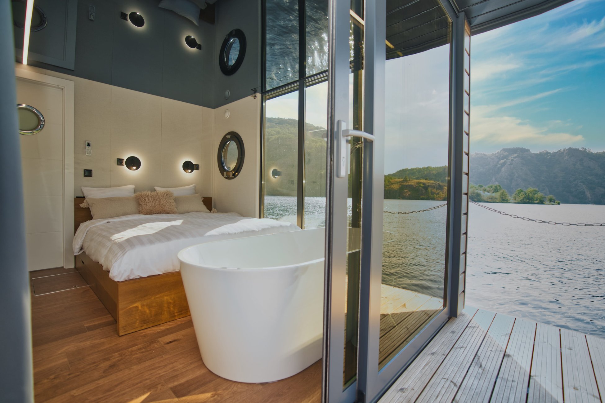 Hébergement UnicStay : House Boat by NOMA à Saint-Victor-Sur-Loire