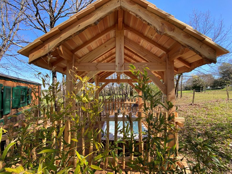 Hébergement AbracadaRoom : Roulotte Spa de Charme - Image 7