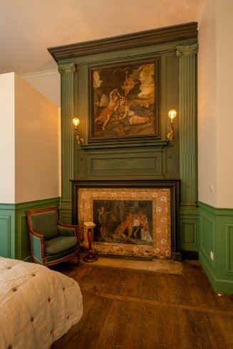 Hébergement AbracadaRoom : Manoir de Laroque Delprat - Chambre deluxe Leda - Image 2