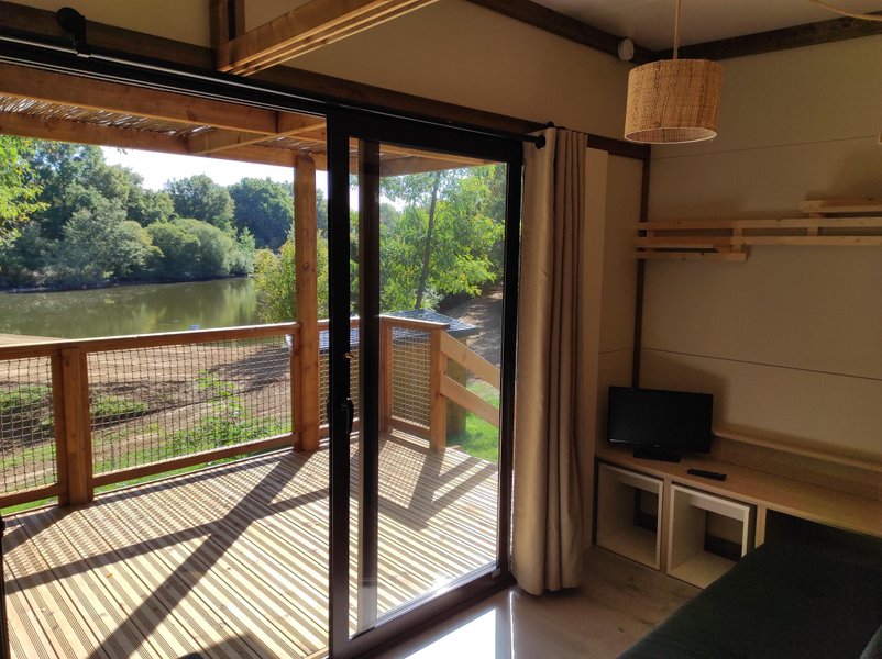 Hébergement AbracadaRoom : Le Chalet des Logis de l'Oumois - Image 15