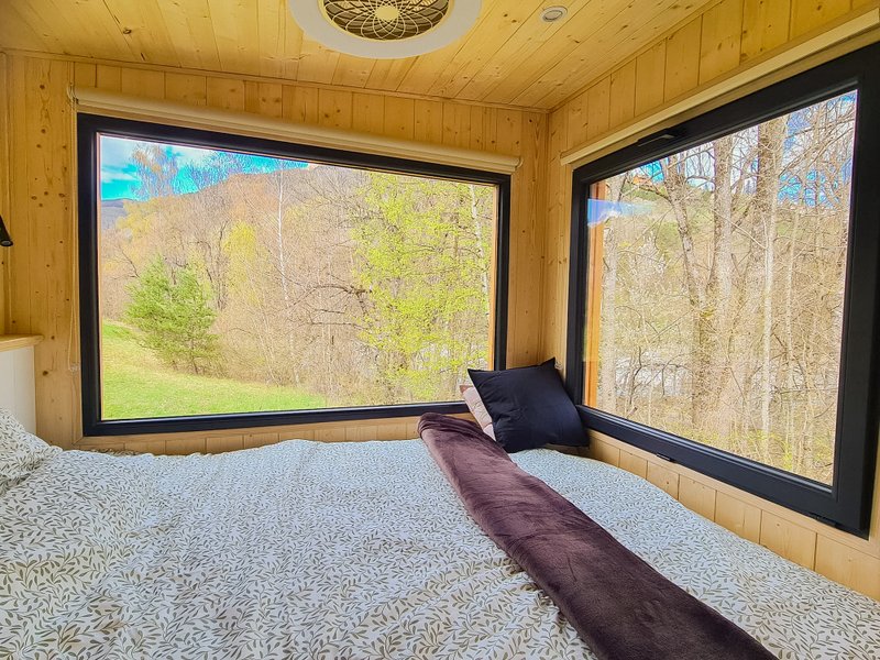 Hébergement AbracadaRoom : Guettée des Alpes - Cité Médiévale, Allos & Verdon - Image 1