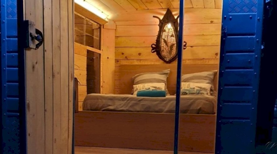 Hébergement AbracadaRoom : Le Truck-Lodge le GOELETTE - Image 3