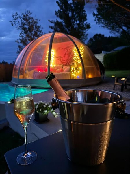 Hébergement AbracadaRoom : "F"anny - Wigwam, piscine & spa - Image 6