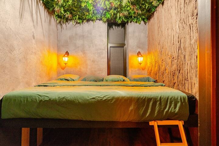 Hébergement AbracadaRoom : GAÏA • Filet suspendu, spa et suite privative - Image 5