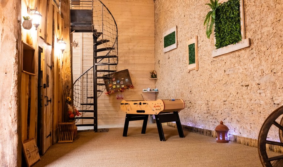 Hébergement AbracadaRoom : La Cabane et SPA Chez Jules - Image 8