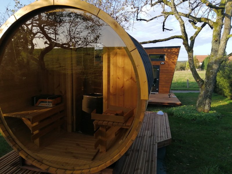 Hébergement AbracadaRoom : Tiny House  Ô P'tit Nid Milie  & son sauna : Classée 1 étoile - Image 11