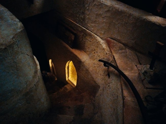 Hébergement AbracadaRoom : Suite médiévale, l'Épée du Roi Artur, avec escape game - Image 20