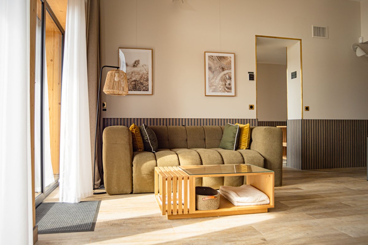 Freya : Ecolodge de luxe avec bain nordique pour 2-4 personnes à Saint-Mards-En-Othe (2)