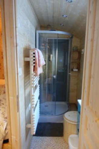 Hébergement AbracadaRoom : Roulotte Bella - Image 6
