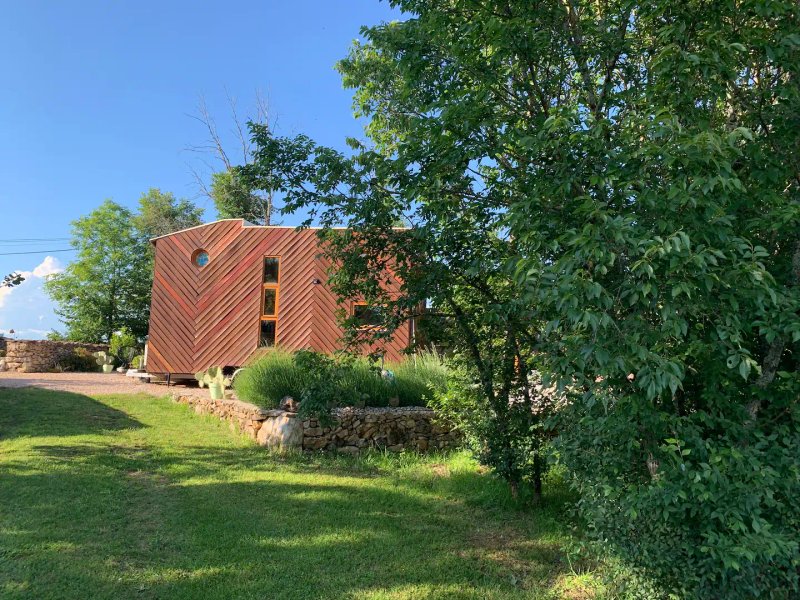 Hébergement AbracadaRoom : Tiny House & Spa - Image 16