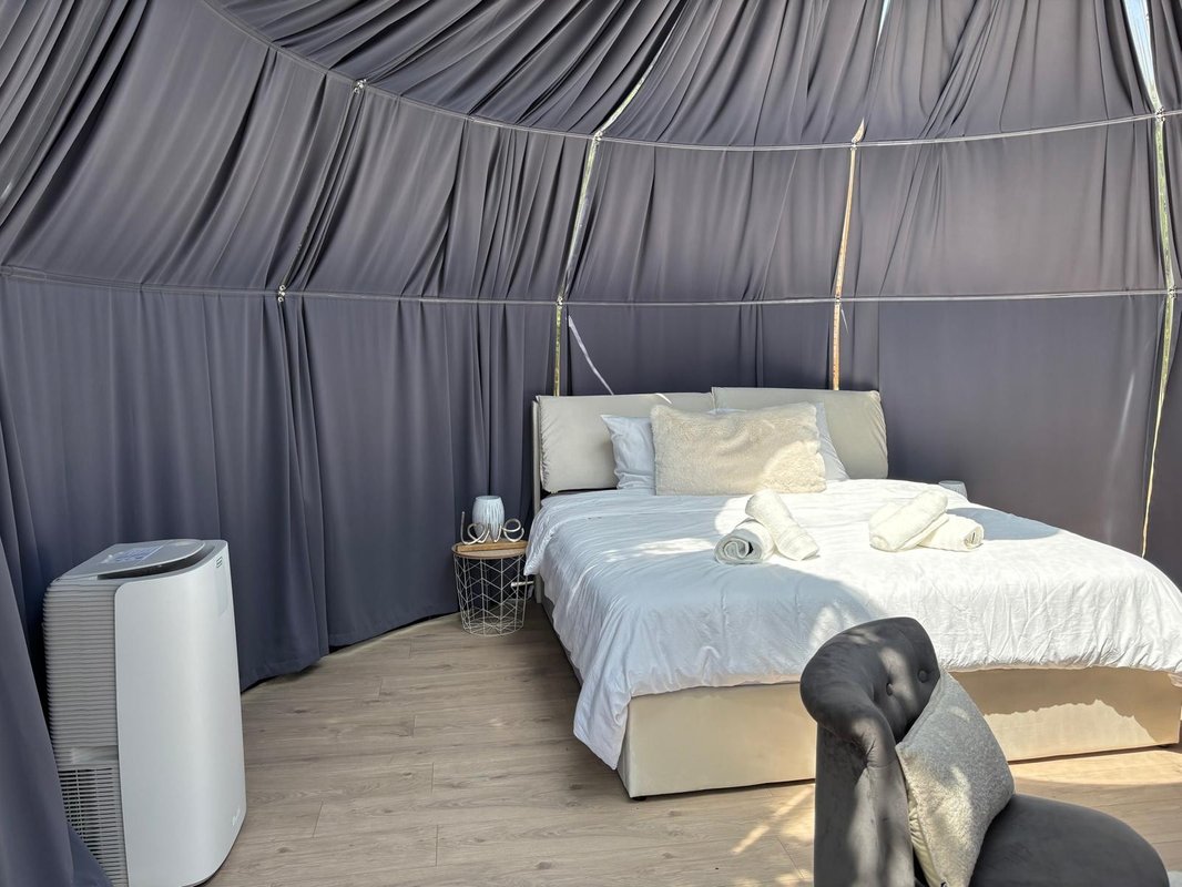 La Bulle StélléA SPA Privatif, Domaine CollinéA en Drôme Des Collines à Bathernay (7)