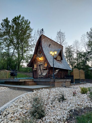 Hébergement AbracadaRoom : La Cabane Le Vieux Grimoire & Spa - Image 9
