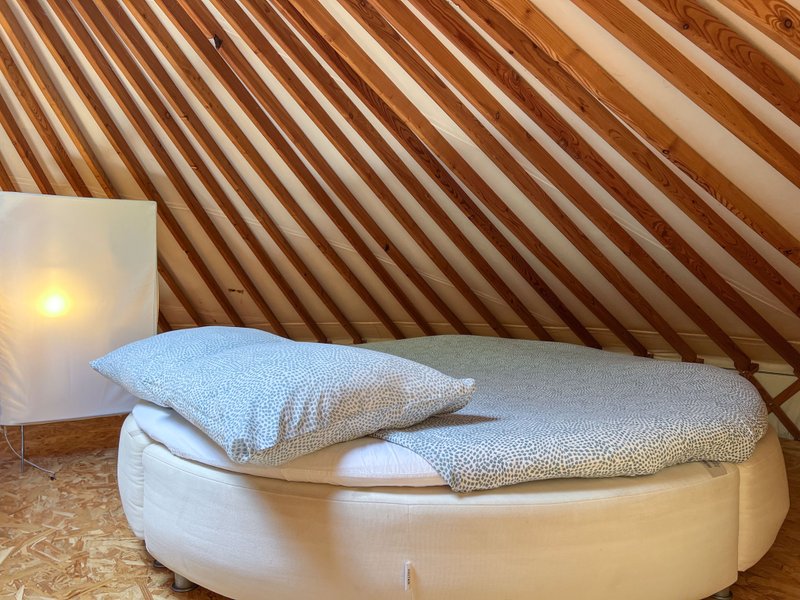 Hébergement AbracadaRoom : La Yourte Contemporaine - Image 14