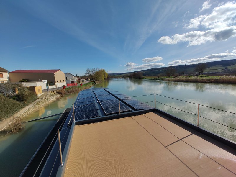 Hébergement AbracadaRoom : House Boat avec SPA naviguant en Champagne - Image 11