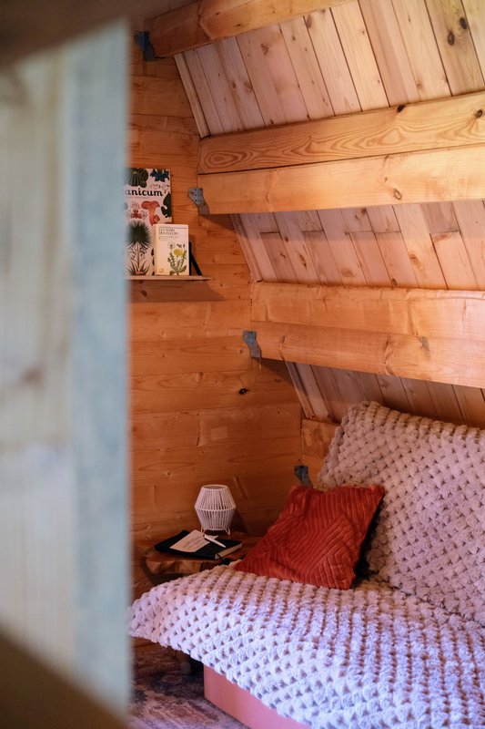 Cabane insolite en A “La Pause Sauvage” à Gisay La Coudre (25)