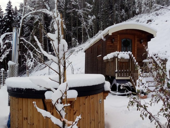 Hébergement AbracadaRoom : Chambre Roulotte et spa privatif  vue montagne - Image 14