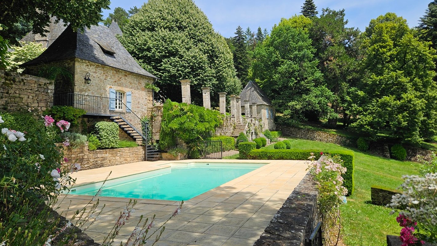 Le Cottage à Meyrignac L’eglise (16)