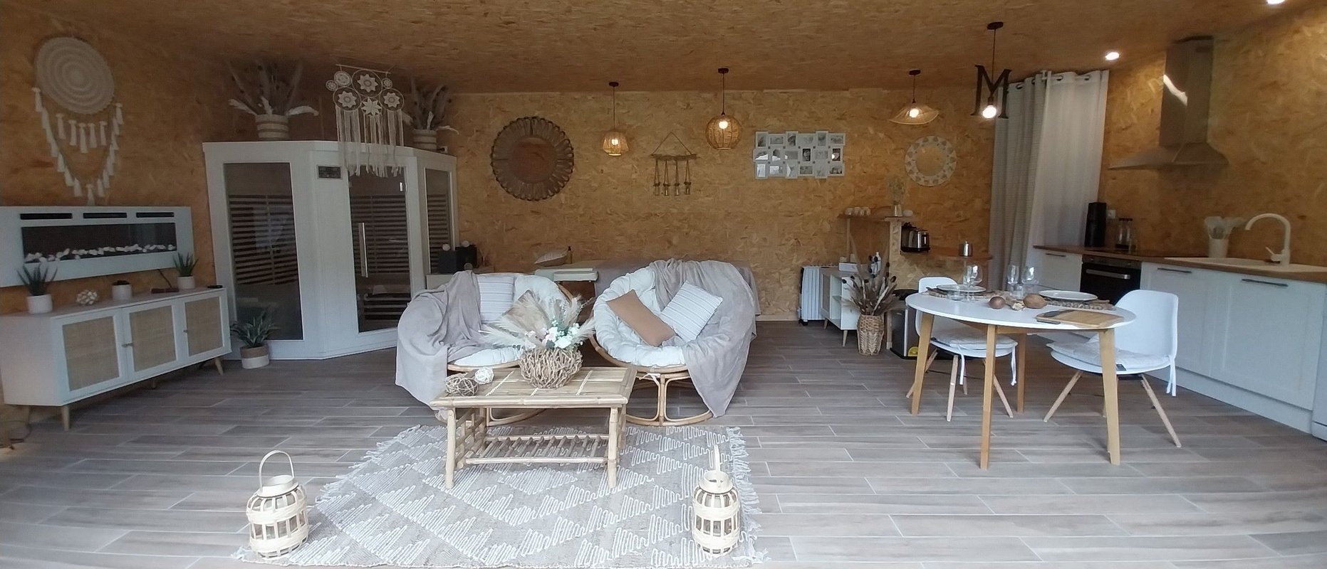 "M"ANON-Dôme Géodésique, piscine, spa et sauna. à Malves En Minervois (12)