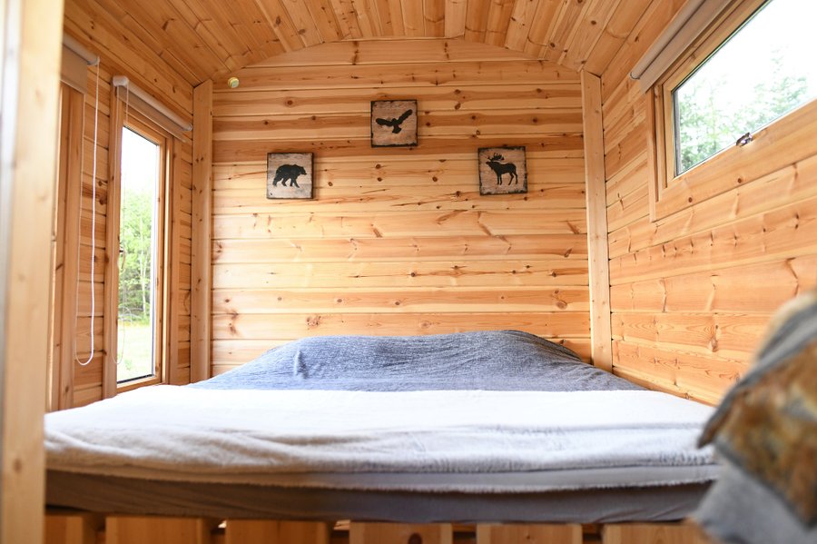 Hébergement AbracadaRoom : Roulotte Au Point de Vue - Image 2