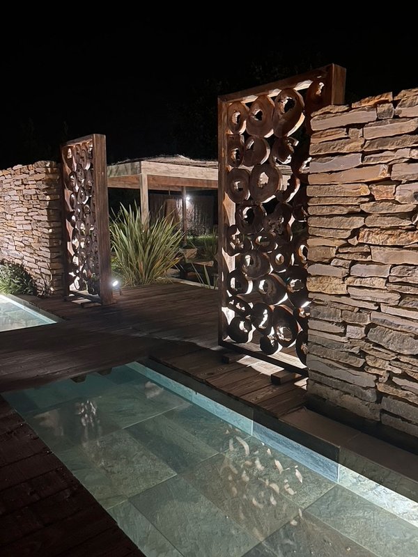 Spirit of Bali, Lodge insolite & luxe avec  SPA privatif à Saint Julien Le Montagnier (10)