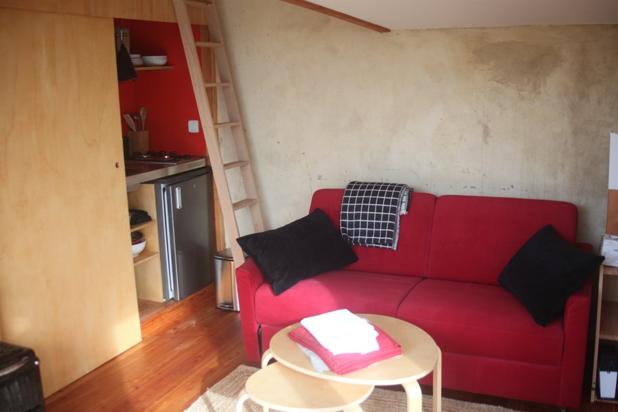 Hébergement AbracadaRoom : Les cabanes autour du tilleul, La cabane rouge - Image 4