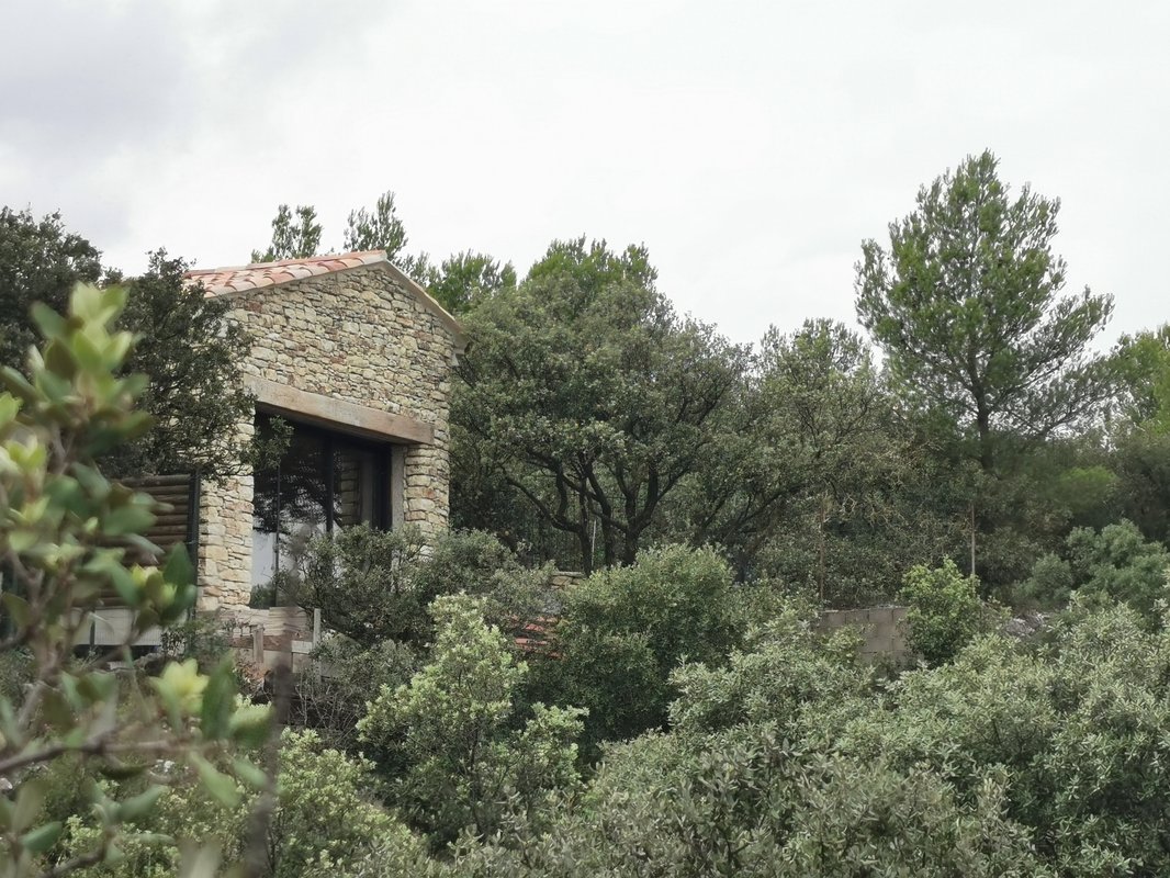 LE CABANON 2.42 à Le Thor (33)