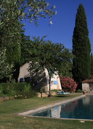 Joli cabanon avec vue sur Sainte Victoire à Fuveau