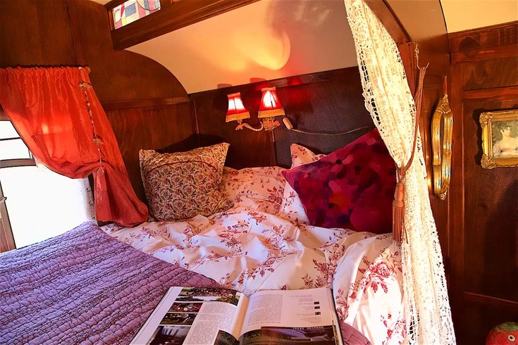 Hébergement AbracadaRoom : Roulotte Matisse & Spa - Image 8